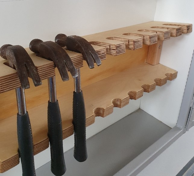 Hammer rack with 10 slots