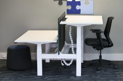 Adjustable height Office Desk