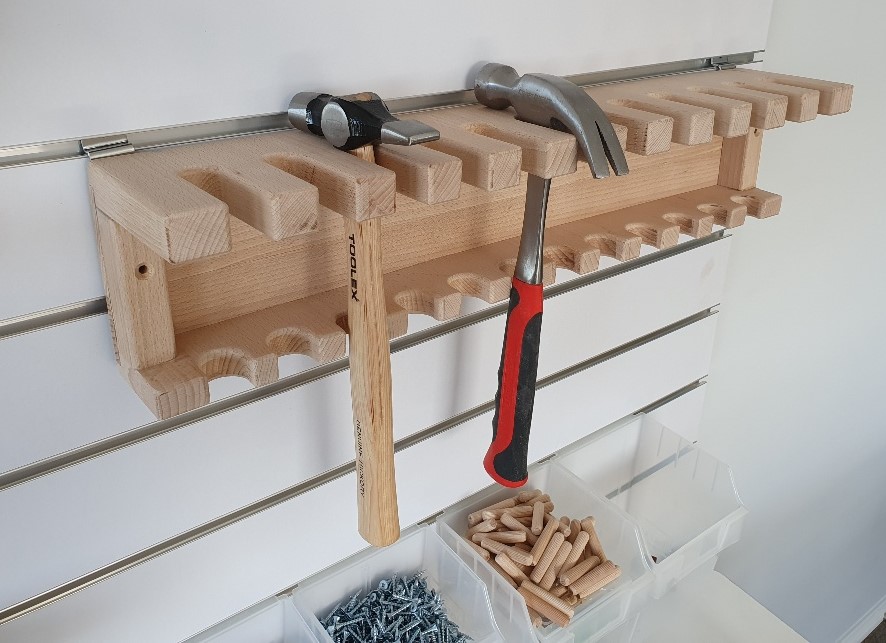 Hammer rack with 12 slots